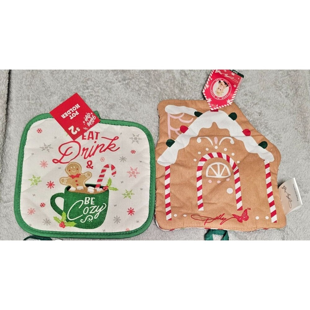 Dolly Parton Pot Holders Gingerbread House And Peppermint Candy Shaped Christmas